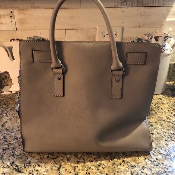 Michael Kors Purse - Picture 2 of 3